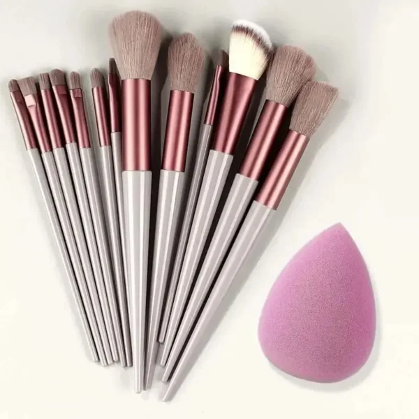 Makeup Brush Set - Image 42