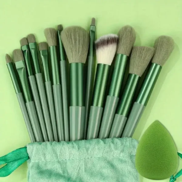 Makeup Brush Set - Image 16