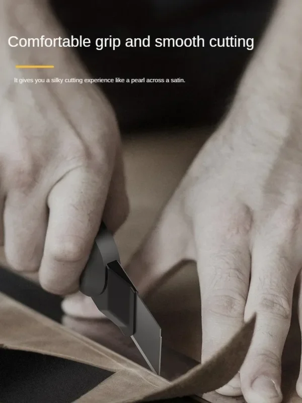 Deli Black Sk2 Blade 3 Styles Tool - Image 3